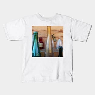 10 Green Bottles...OK two, if you are being picky! Kids T-Shirt